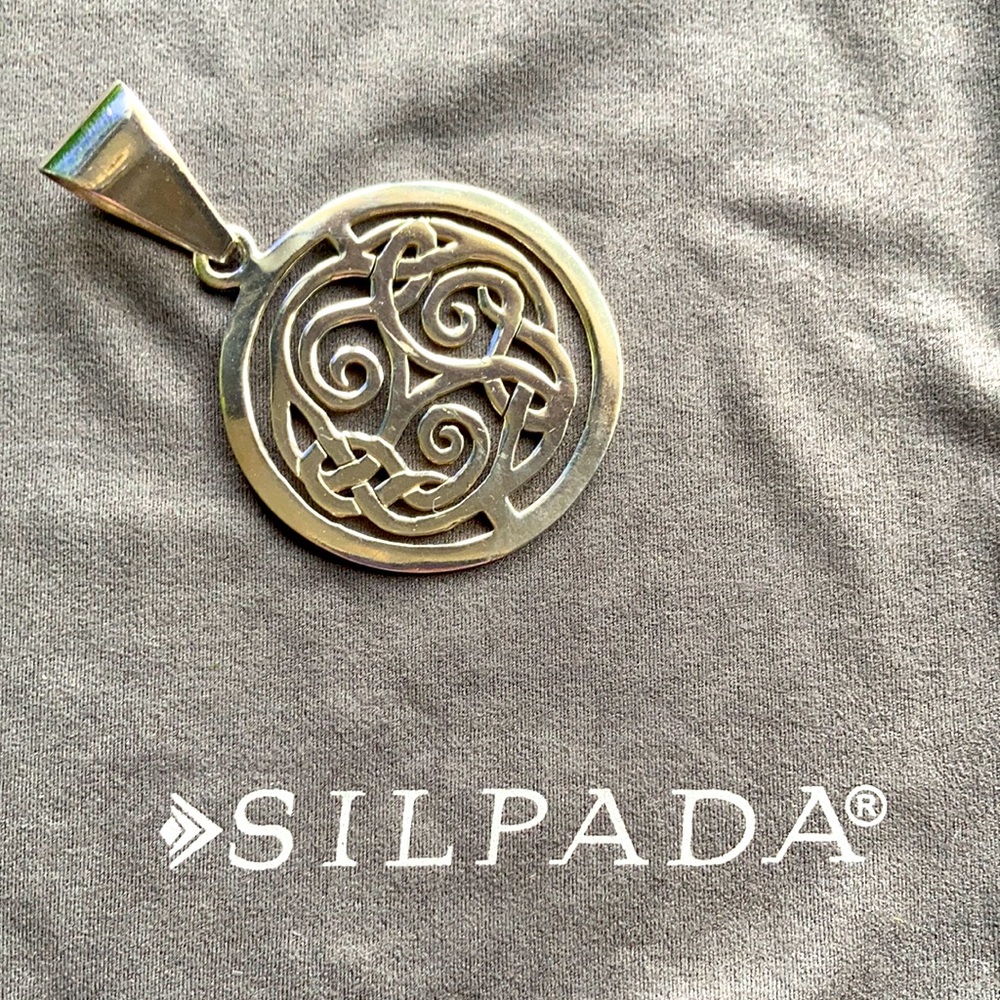 SILPADA!  Sterling Silver Celtic Pendant!